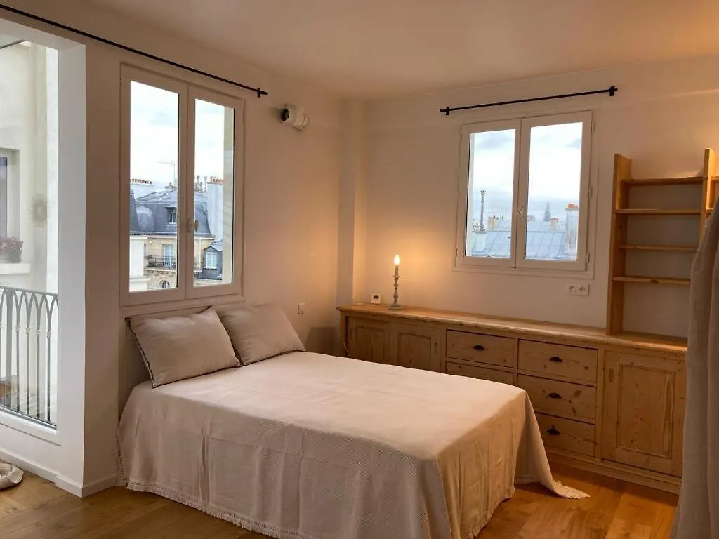 Saint Sulpice Towers Apartment Paris France
