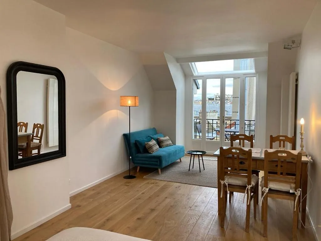 Saint Sulpice Towers Apartment Paris